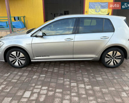 Серый Фольксваген e-Golf, объемом двигателя 0 л и пробегом 148 тыс. км за 12250 $, фото 12 на Automoto.ua