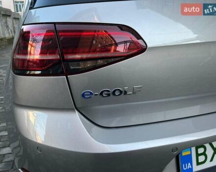 Сірий Фольксваген e-Golf, об'ємом двигуна 0 л та пробігом 148 тис. км за 13600 $, фото 11 на Automoto.ua