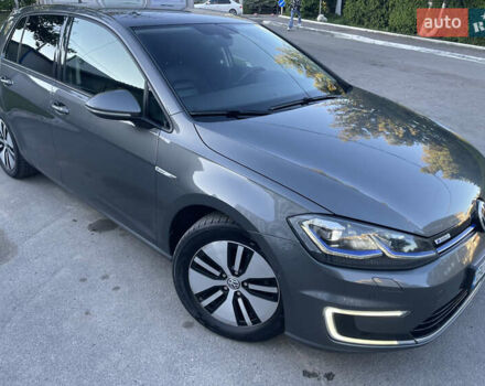 Серый Фольксваген e-Golf, объемом двигателя 0 л и пробегом 135 тыс. км за 13200 $, фото 7 на Automoto.ua