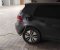 Серый Фольксваген e-Golf, объемом двигателя 0 л и пробегом 151 тыс. км за 14500 $, фото 5 на Automoto.ua
