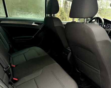 Серый Фольксваген e-Golf, объемом двигателя 0 л и пробегом 159 тыс. км за 12300 $, фото 25 на Automoto.ua