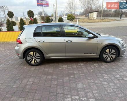 Серый Фольксваген e-Golf, объемом двигателя 0 л и пробегом 148 тыс. км за 12250 $, фото 6 на Automoto.ua