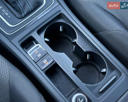 Сірий Фольксваген e-Golf, об'ємом двигуна 0 л та пробігом 112 тис. км за 15900 $, фото 87 на Automoto.ua