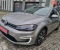 Серый Фольксваген e-Golf, объемом двигателя 0 л и пробегом 95 тыс. км за 12450 $, фото 6 на Automoto.ua