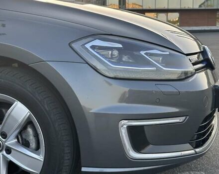 Серый Фольксваген e-Golf, объемом двигателя 0 л и пробегом 114 тыс. км за 15500 $, фото 3 на Automoto.ua