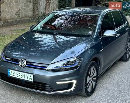 Серый Фольксваген e-Golf, объемом двигателя 0 л и пробегом 158 тыс. км за 13400 $, фото 7 на Automoto.ua