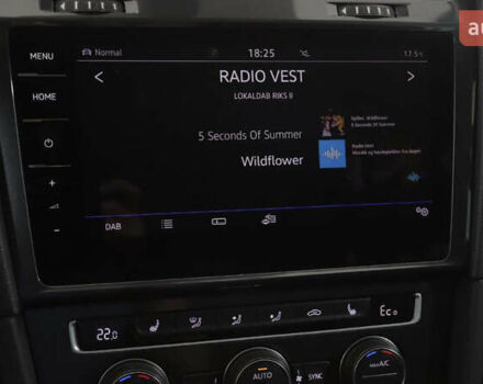 Серый Фольксваген e-Golf, объемом двигателя 0 л и пробегом 100 тыс. км за 10999 $, фото 30 на Automoto.ua