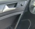 Серый Фольксваген e-Golf, объемом двигателя 0 л и пробегом 90 тыс. км за 13750 $, фото 106 на Automoto.ua