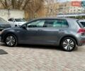 Серый Фольксваген e-Golf, объемом двигателя 0 л и пробегом 106 тыс. км за 12800 $, фото 45 на Automoto.ua