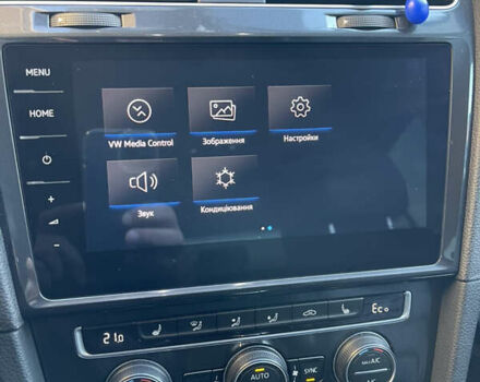 Серый Фольксваген e-Golf, объемом двигателя 0 л и пробегом 135 тыс. км за 13200 $, фото 19 на Automoto.ua