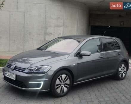 Серый Фольксваген e-Golf, объемом двигателя 0 л и пробегом 191 тыс. км за 14300 $, фото 13 на Automoto.ua
