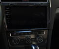 Серый Фольксваген e-Golf, объемом двигателя 0 л и пробегом 146 тыс. км за 15499 $, фото 32 на Automoto.ua