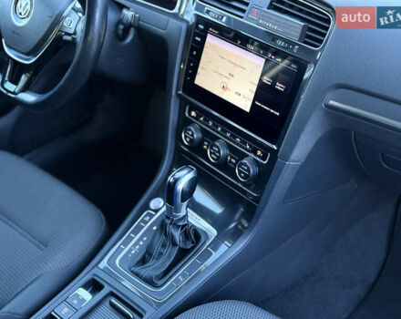 Сірий Фольксваген e-Golf, об'ємом двигуна 0 л та пробігом 112 тис. км за 15900 $, фото 36 на Automoto.ua