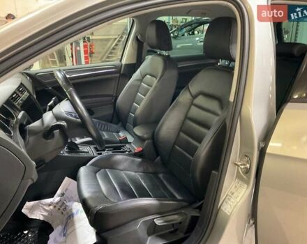 Серый Фольксваген e-Golf, объемом двигателя 0 л и пробегом 113 тыс. км за 14400 $, фото 13 на Automoto.ua