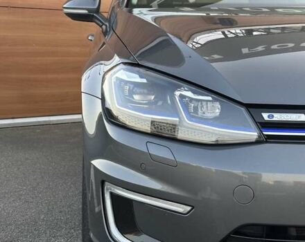 Серый Фольксваген e-Golf, объемом двигателя 0 л и пробегом 114 тыс. км за 15500 $, фото 22 на Automoto.ua