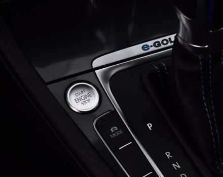 Серый Фольксваген e-Golf, объемом двигателя 0 л и пробегом 141 тыс. км за 13200 $, фото 22 на Automoto.ua