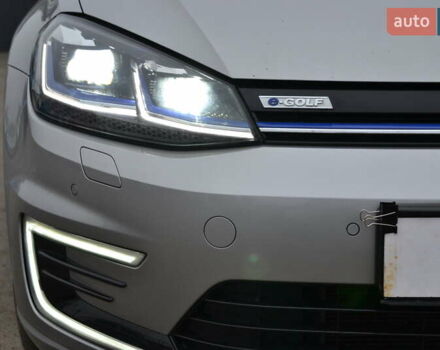 Серый Фольксваген e-Golf, объемом двигателя 0 л и пробегом 92 тыс. км за 13300 $, фото 43 на Automoto.ua