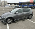 Серый Фольксваген e-Golf, объемом двигателя 0 л и пробегом 126 тыс. км за 13999 $, фото 2 на Automoto.ua