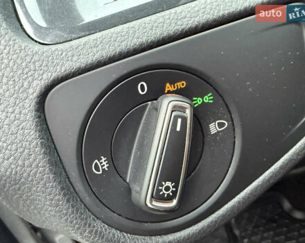 Серый Фольксваген e-Golf, объемом двигателя 0 л и пробегом 129 тыс. км за 12300 $, фото 39 на Automoto.ua