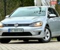 Серый Фольксваген e-Golf, объемом двигателя 0 л и пробегом 69 тыс. км за 13632 $, фото 1 на Automoto.ua