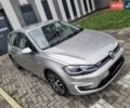 Серый Фольксваген e-Golf, объемом двигателя 0 л и пробегом 105 тыс. км за 12250 $, фото 17 на Automoto.ua