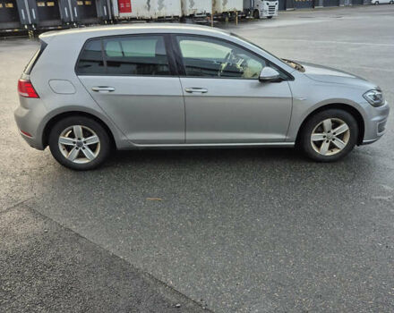 Серый Фольксваген e-Golf, объемом двигателя 0 л и пробегом 100 тыс. км за 10999 $, фото 33 на Automoto.ua