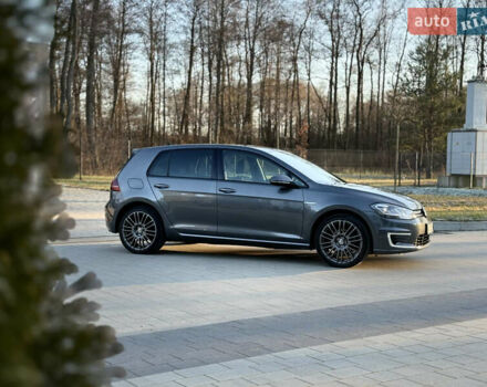 Сірий Фольксваген e-Golf, об'ємом двигуна 0 л та пробігом 112 тис. км за 15900 $, фото 18 на Automoto.ua