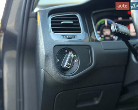 Сірий Фольксваген e-Golf, об'ємом двигуна 0 л та пробігом 112 тис. км за 15900 $, фото 44 на Automoto.ua