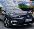 Серый Фольксваген e-Golf, объемом двигателя 0 л и пробегом 95 тыс. км за 14300 $, фото 19 на Automoto.ua
