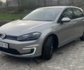 Серый Фольксваген e-Golf, объемом двигателя 0 л и пробегом 90 тыс. км за 16400 $, фото 1 на Automoto.ua