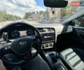 Серый Фольксваген e-Golf, объемом двигателя 0 л и пробегом 91 тыс. км за 16000 $, фото 8 на Automoto.ua