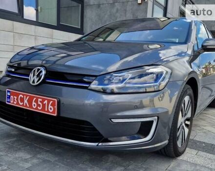 Серый Фольксваген e-Golf, объемом двигателя 0 л и пробегом 53 тыс. км за 15500 $, фото 60 на Automoto.ua