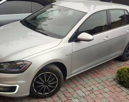 Серый Фольксваген e-Golf, объемом двигателя 0 л и пробегом 145 тыс. км за 12700 $, фото 11 на Automoto.ua