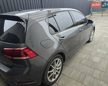 Серый Фольксваген e-Golf, объемом двигателя 0 л и пробегом 102 тыс. км за 14700 $, фото 2 на Automoto.ua