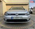 Серый Фольксваген e-Golf, объемом двигателя 0 л и пробегом 72 тыс. км за 13950 $, фото 1 на Automoto.ua