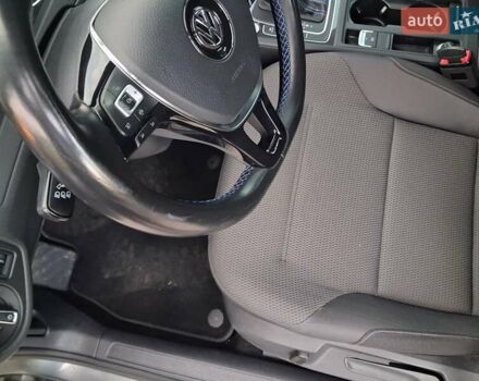 Сірий Фольксваген e-Golf, об'ємом двигуна 0 л та пробігом 97 тис. км за 12800 $, фото 16 на Automoto.ua