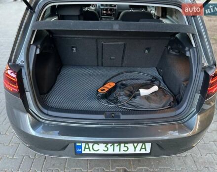 Сірий Фольксваген e-Golf, об'ємом двигуна 0 л та пробігом 141 тис. км за 13950 $, фото 9 на Automoto.ua