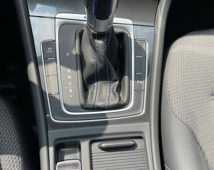 Серый Фольксваген e-Golf, объемом двигателя 0 л и пробегом 123 тыс. км за 12900 $, фото 36 на Automoto.ua