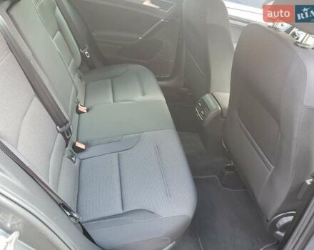 Серый Фольксваген e-Golf, объемом двигателя 0 л и пробегом 65 тыс. км за 13950 $, фото 52 на Automoto.ua