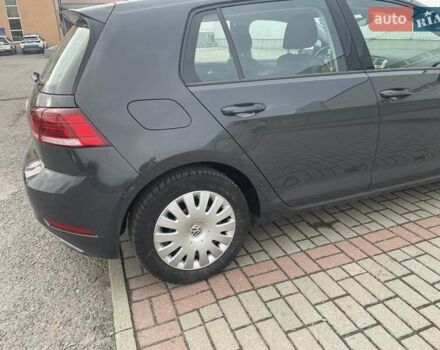 Серый Фольксваген e-Golf, объемом двигателя 0 л и пробегом 84 тыс. км за 15600 $, фото 13 на Automoto.ua