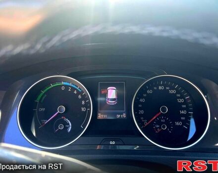 Сірий Фольксваген e-Golf, об'ємом двигуна 0 л та пробігом 57 тис. км за 13500 $, фото 6 на Automoto.ua