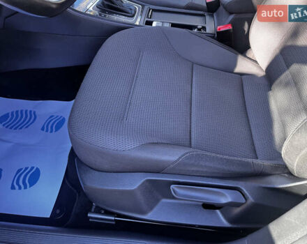 Серый Фольксваген e-Golf, объемом двигателя 0 л и пробегом 127 тыс. км за 11950 $, фото 52 на Automoto.ua