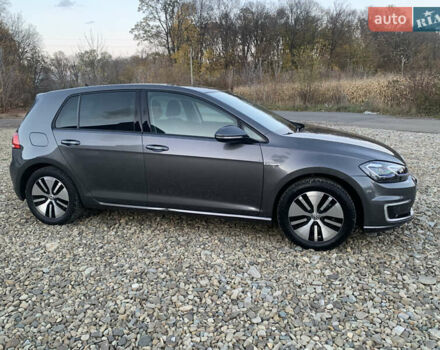 Серый Фольксваген e-Golf, объемом двигателя 0 л и пробегом 127 тыс. км за 11950 $, фото 14 на Automoto.ua