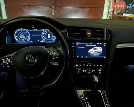 Сірий Фольксваген e-Golf, об'ємом двигуна 0 л та пробігом 39 тис. км за 17200 $, фото 6 на Automoto.ua