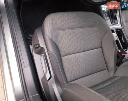 Серый Фольксваген e-Golf, объемом двигателя 0 л и пробегом 96 тыс. км за 11900 $, фото 13 на Automoto.ua