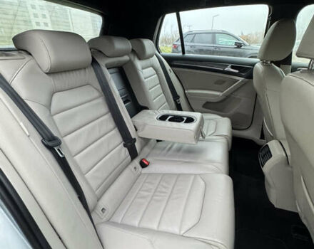 Серый Фольксваген e-Golf, объемом двигателя 0 л и пробегом 91 тыс. км за 15099 $, фото 94 на Automoto.ua