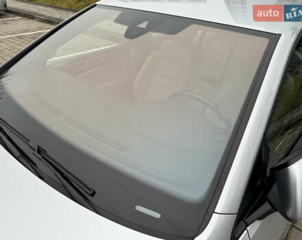 Серый Фольксваген e-Golf, объемом двигателя 0 л и пробегом 91 тыс. км за 15099 $, фото 37 на Automoto.ua