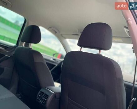 Серый Фольксваген e-Golf, объемом двигателя 0 л и пробегом 123 тыс. км за 12900 $, фото 29 на Automoto.ua