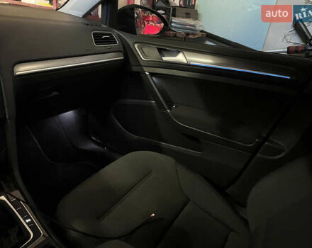 Сірий Фольксваген e-Golf, об'ємом двигуна 0 л та пробігом 39 тис. км за 17200 $, фото 35 на Automoto.ua