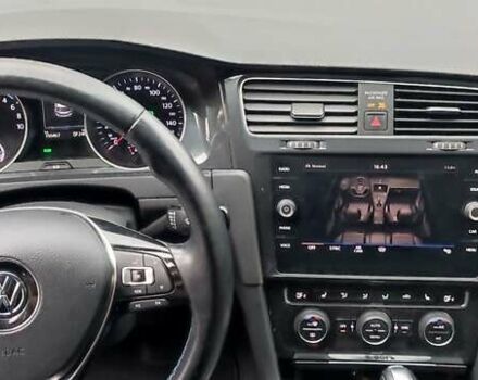 Серый Фольксваген e-Golf, объемом двигателя 0 л и пробегом 145 тыс. км за 12700 $, фото 10 на Automoto.ua